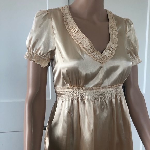 Tramp Peach Silky Puffy Sleeves Mini Dress Small - Picture 3 of 3